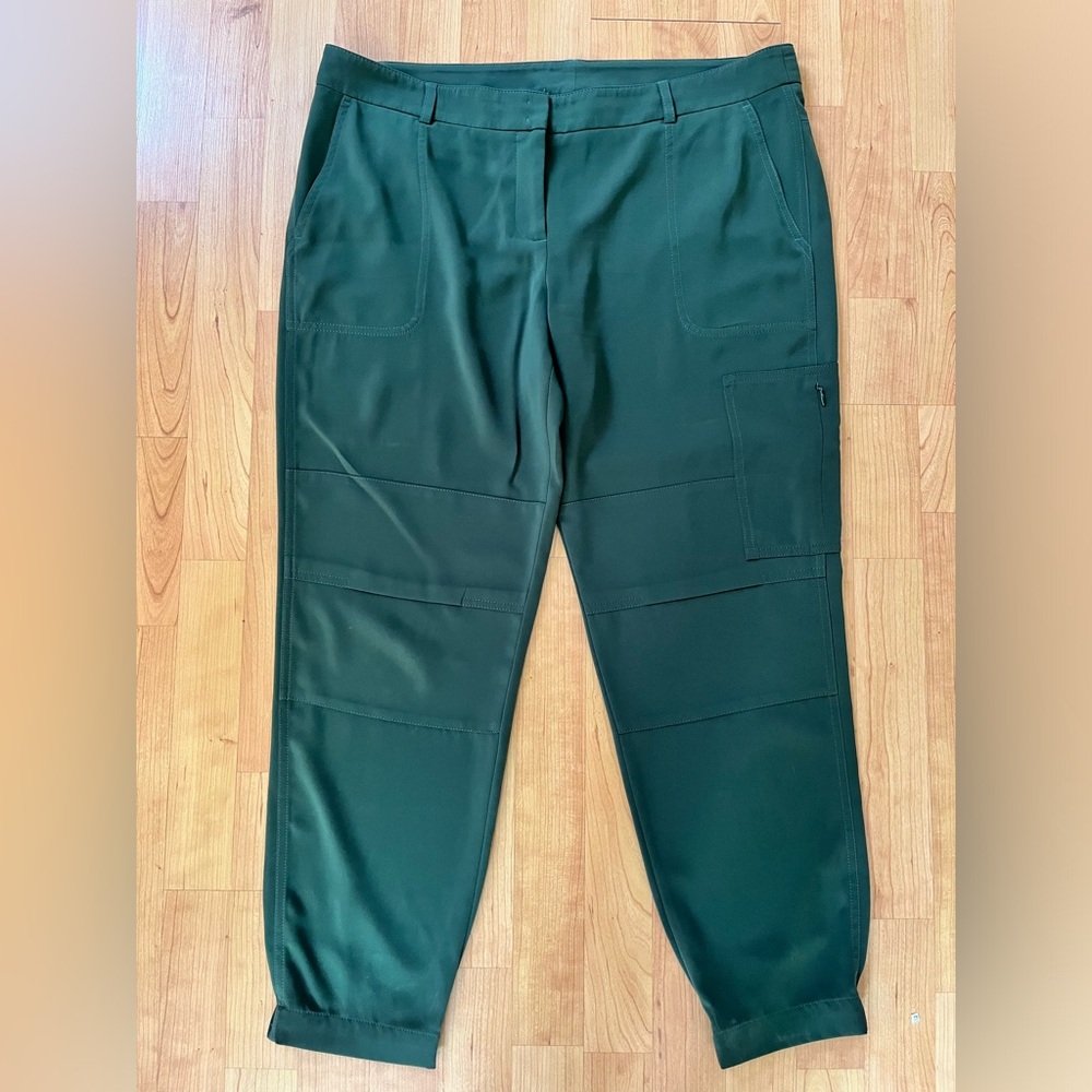 Akris Punto Florette Cargo Ankle Pants